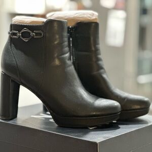 Naturalizer Tatum leather boots